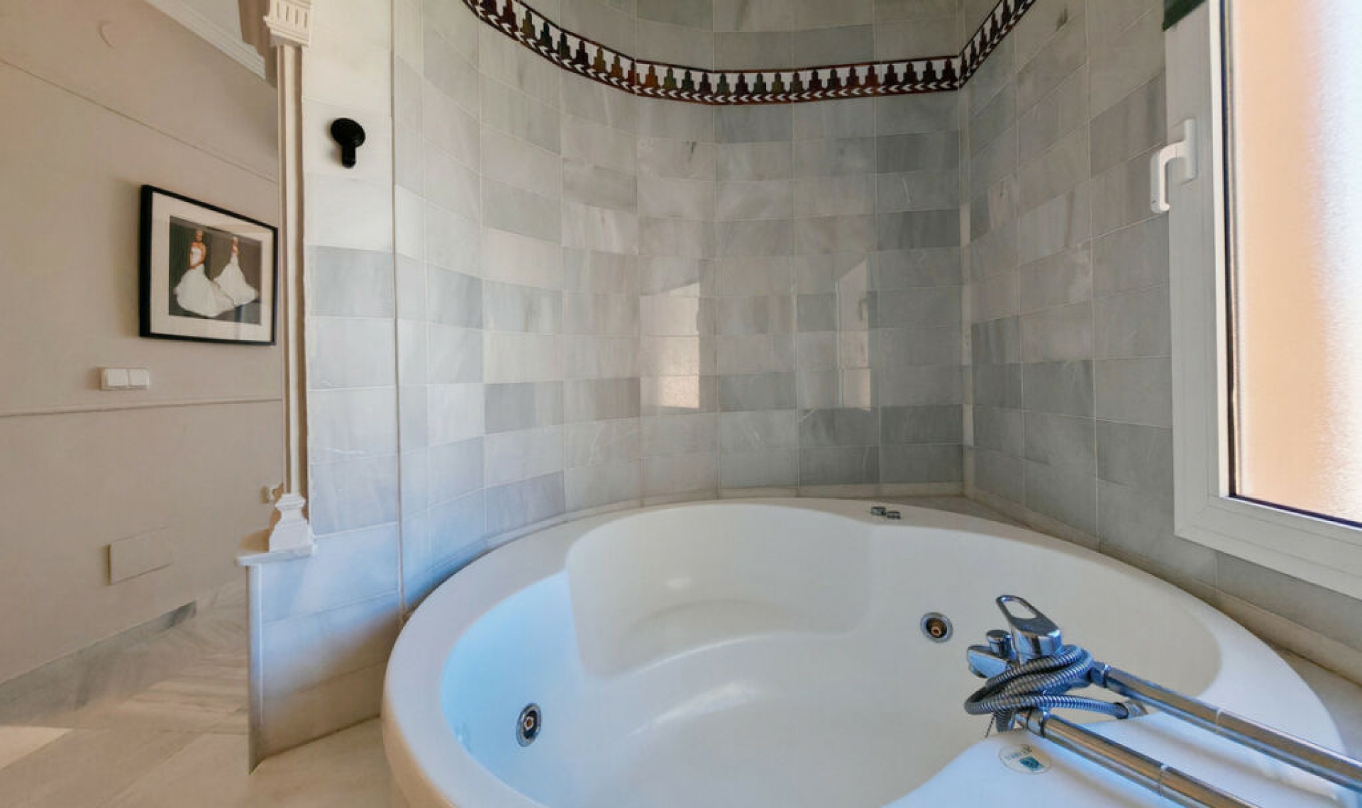 Resale - House -
Riviera del Sol