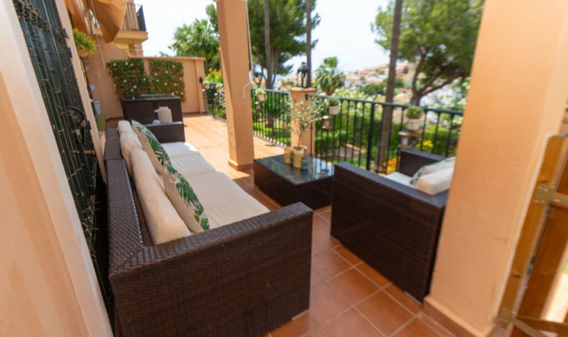 Resale - House -
Riviera del Sol