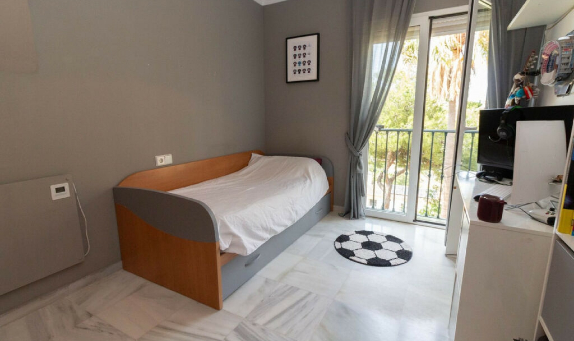 Resale - House -
Riviera del Sol