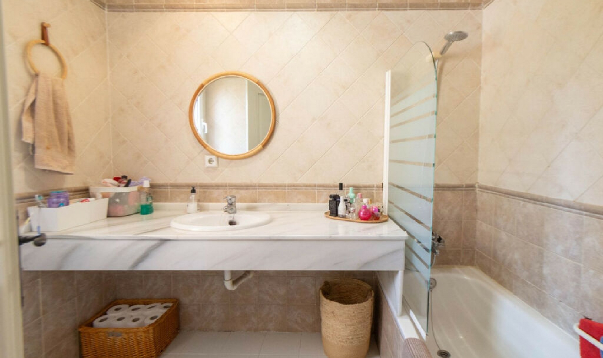 Resale - House -
Riviera del Sol