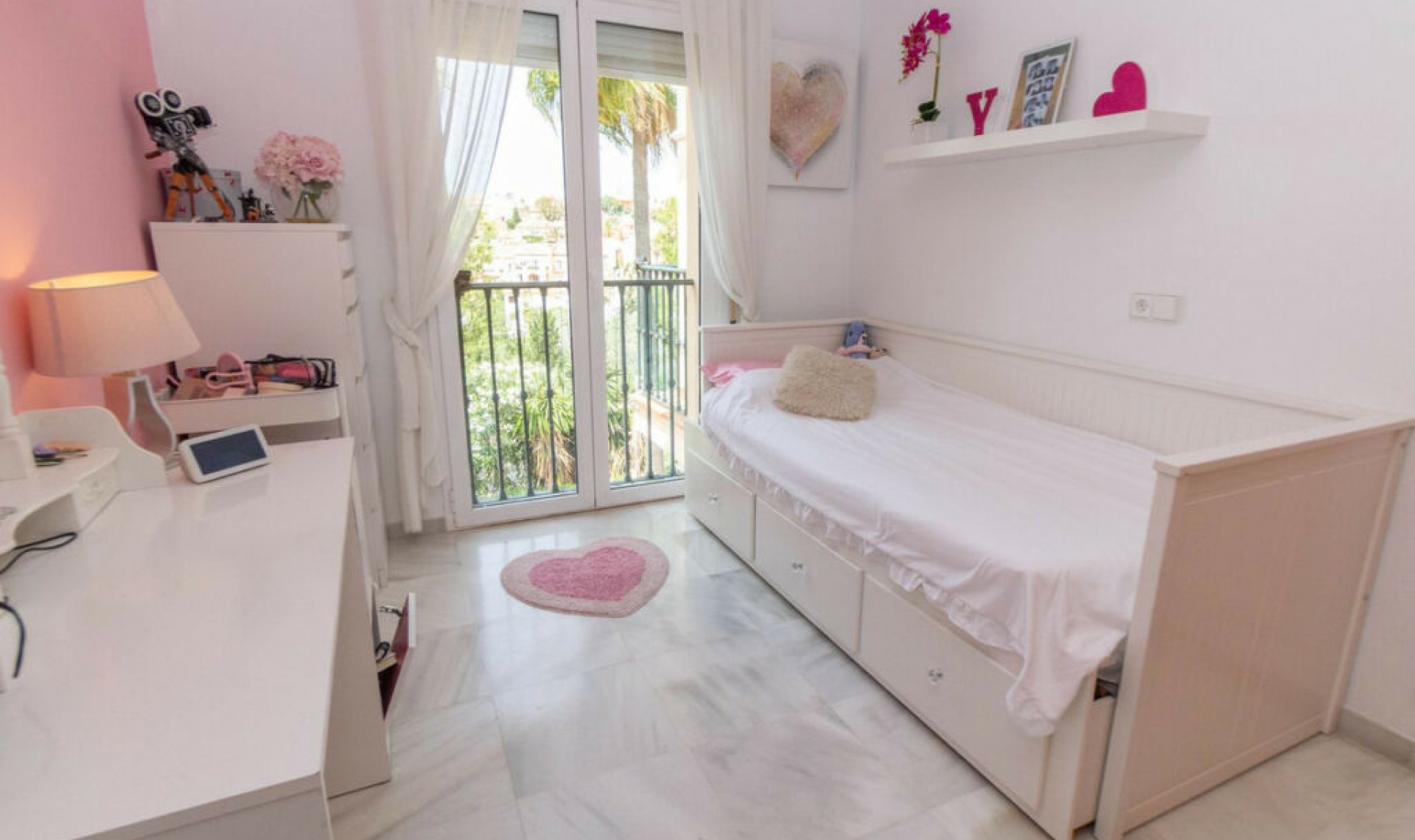 Resale - House -
Riviera del Sol