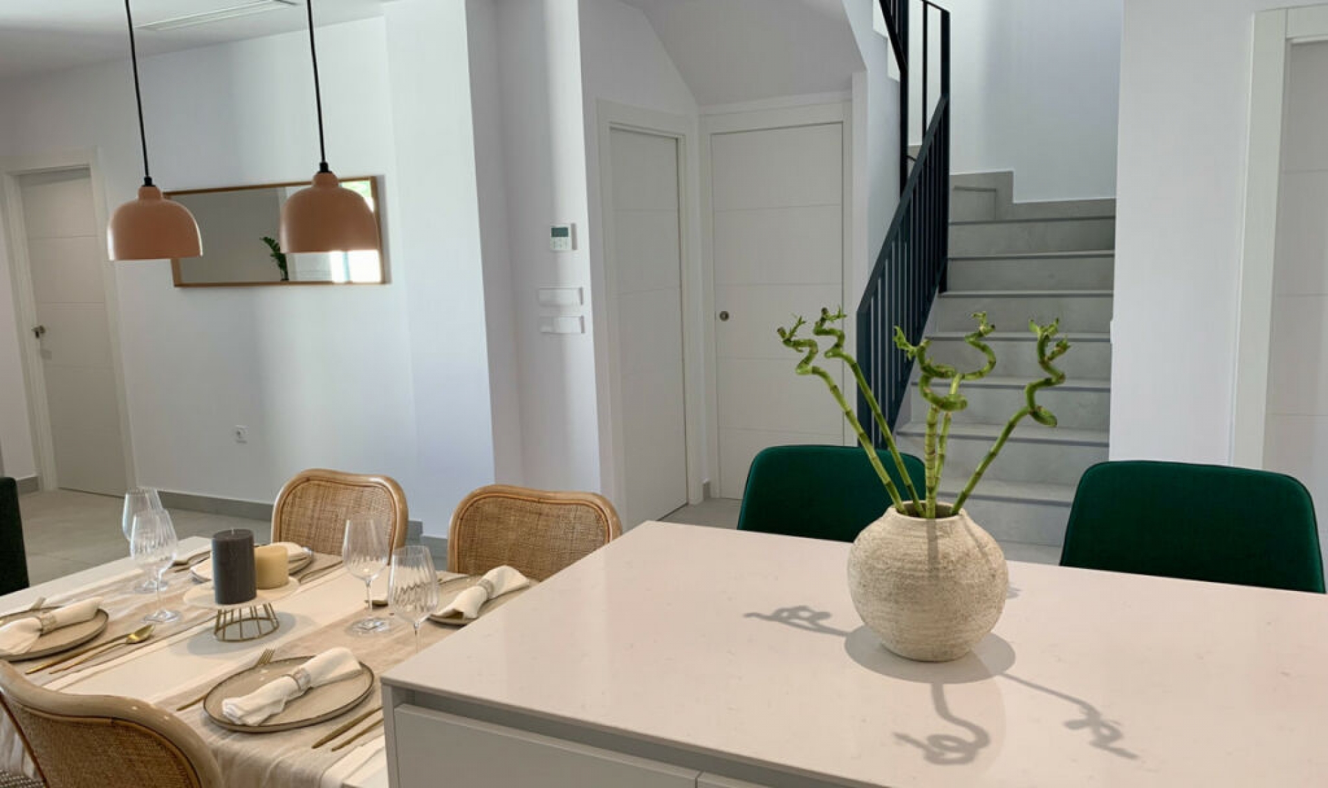 Resale - House -
Roda Golf