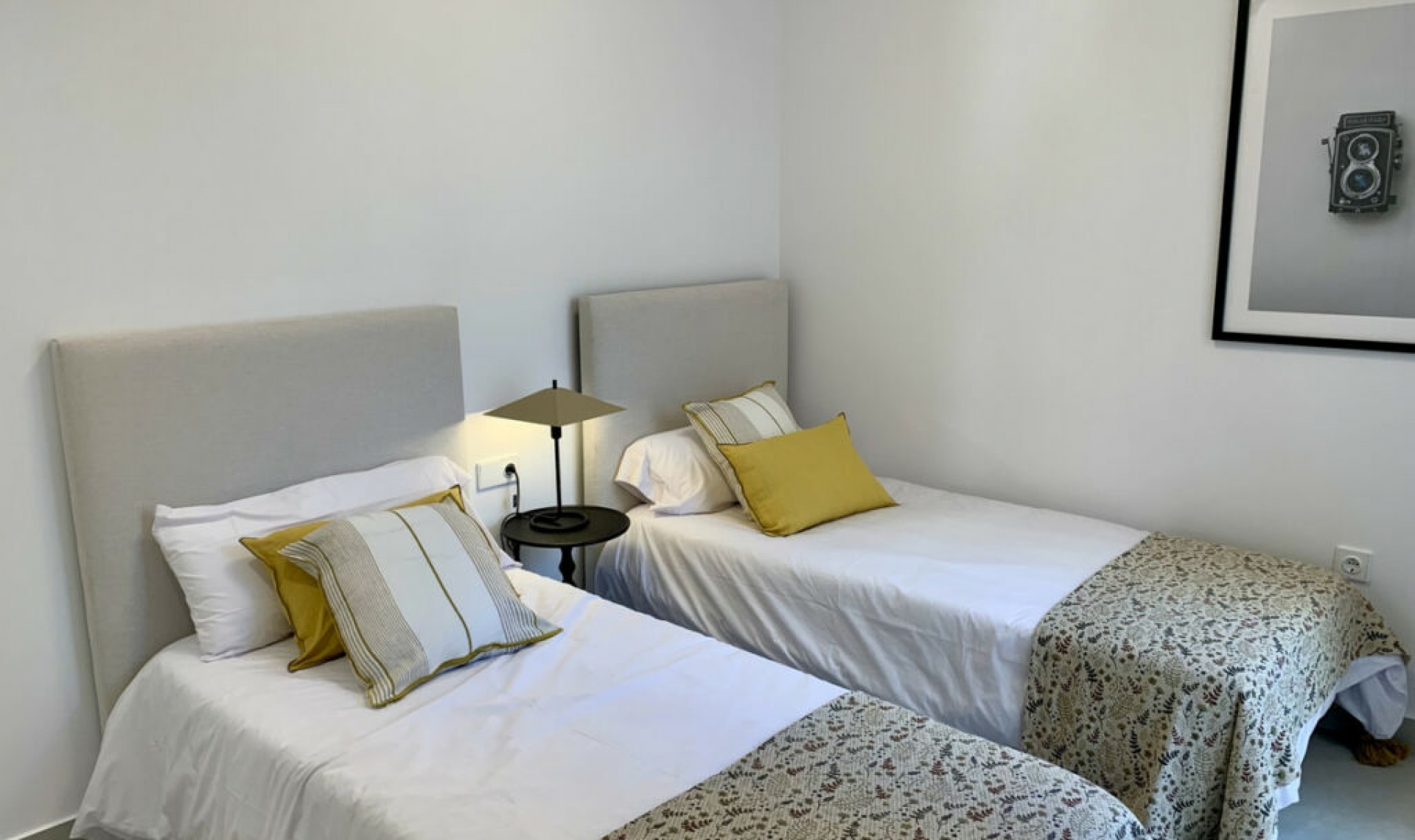 Resale - House -
Roda Golf