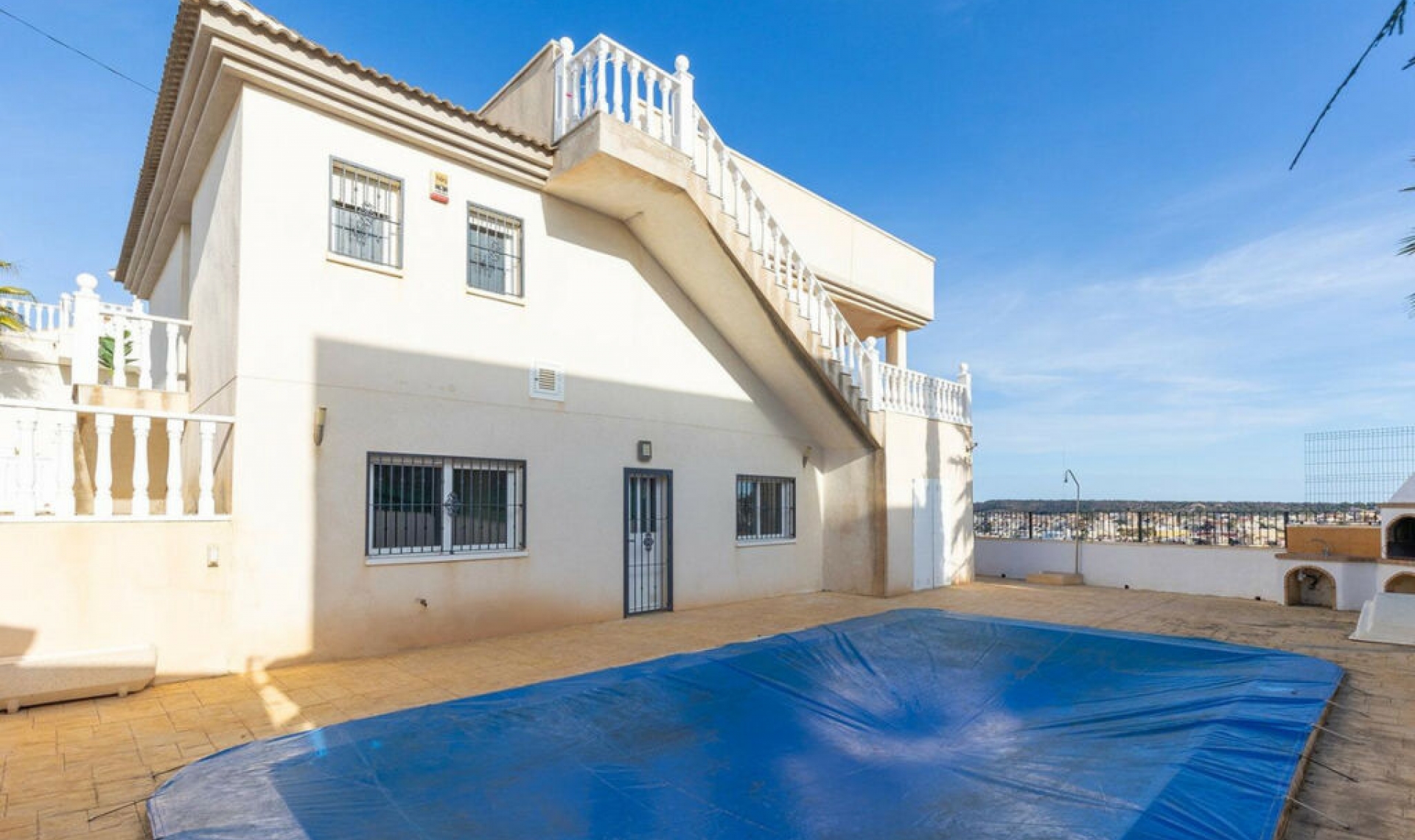 Resale - House -
Rojales