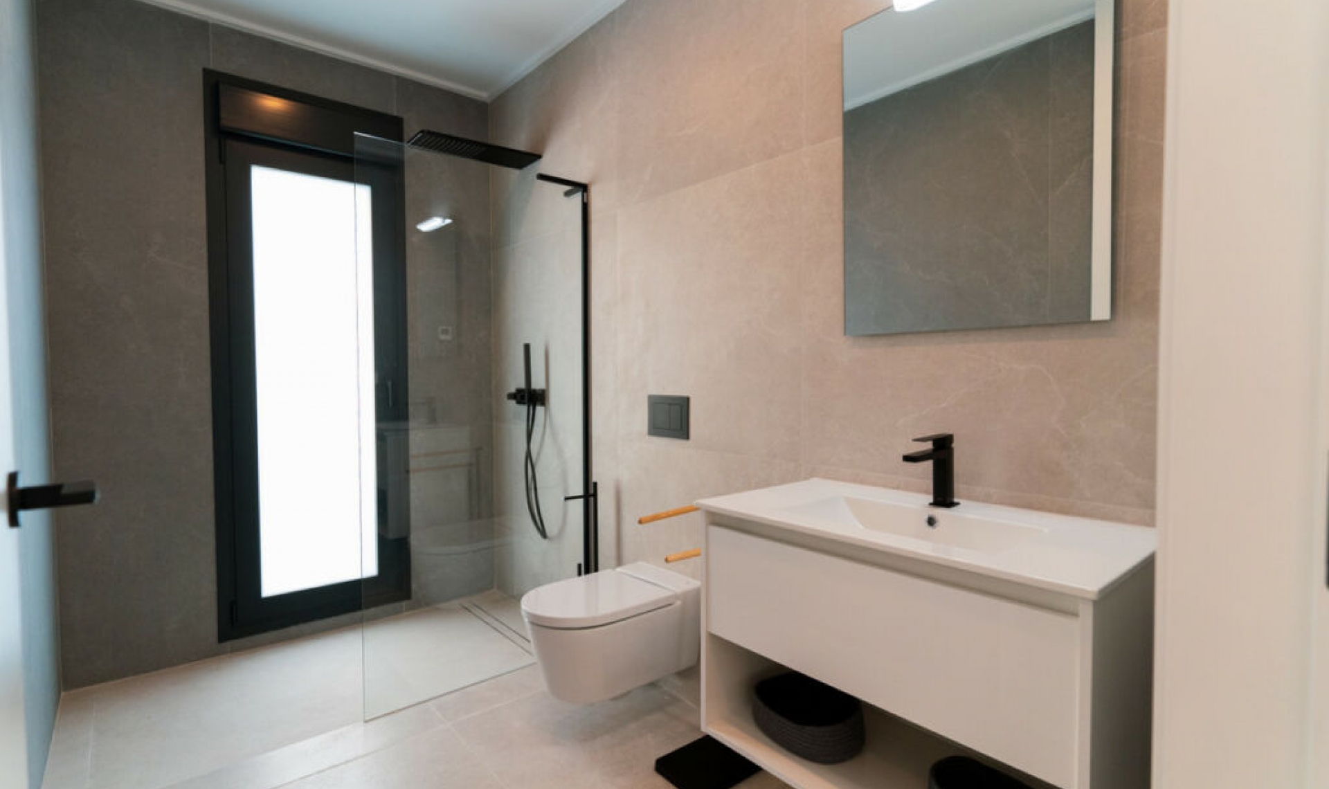 Resale - House -
Rojales