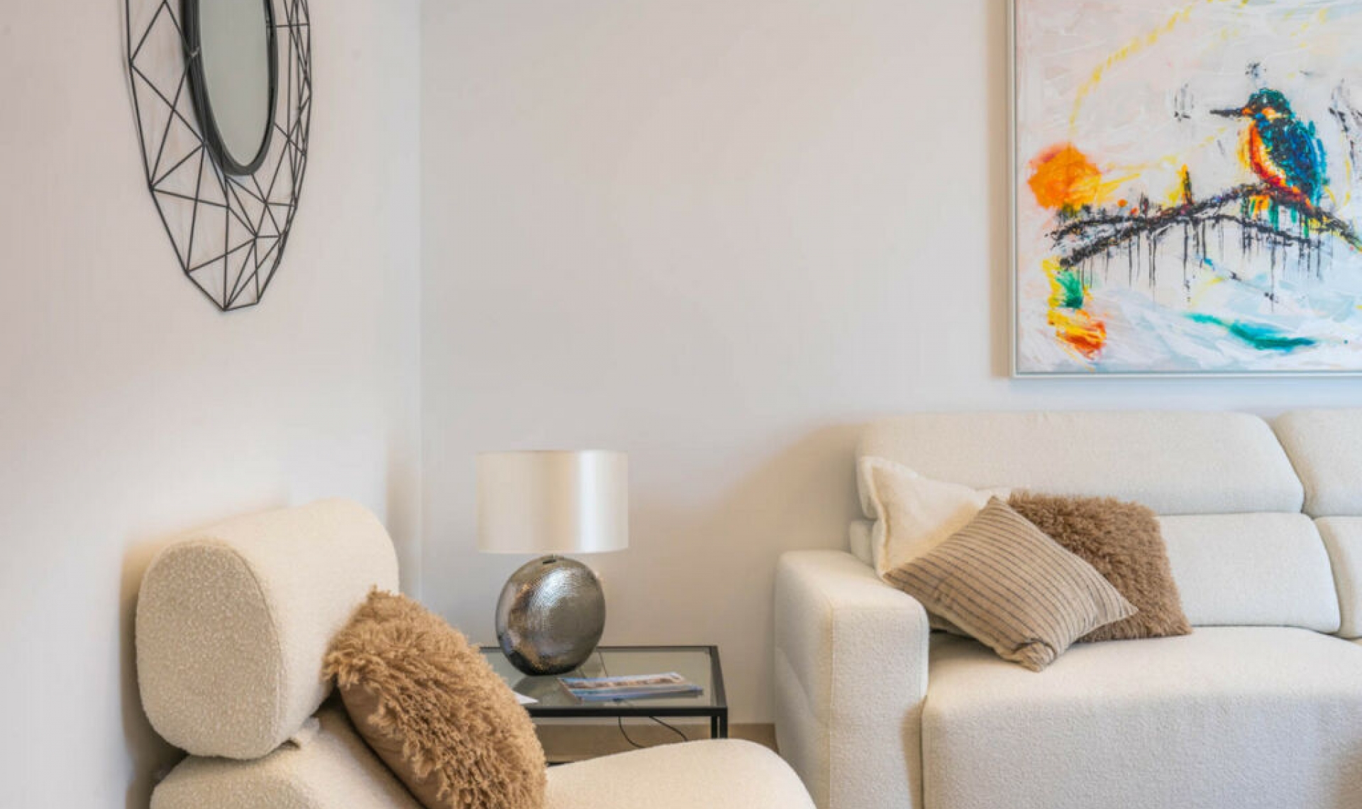 Resale - House -
Roldan