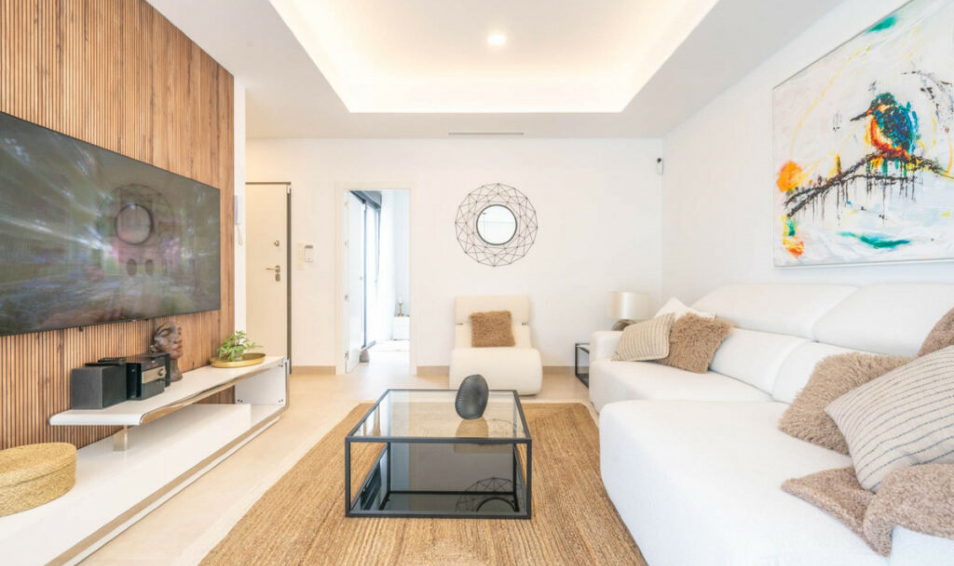 Resale - House -
Roldan