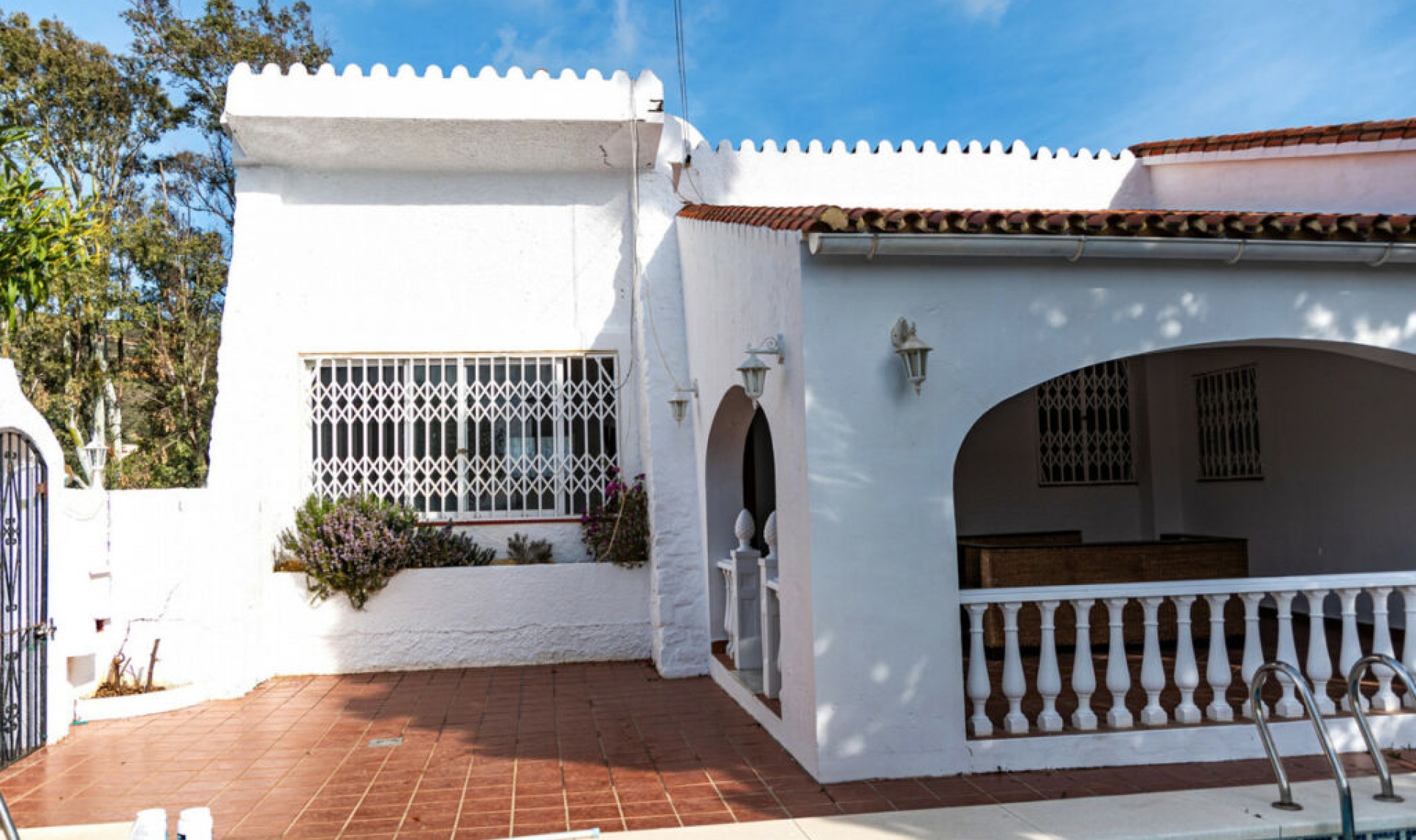 Resale - House -
San Diego