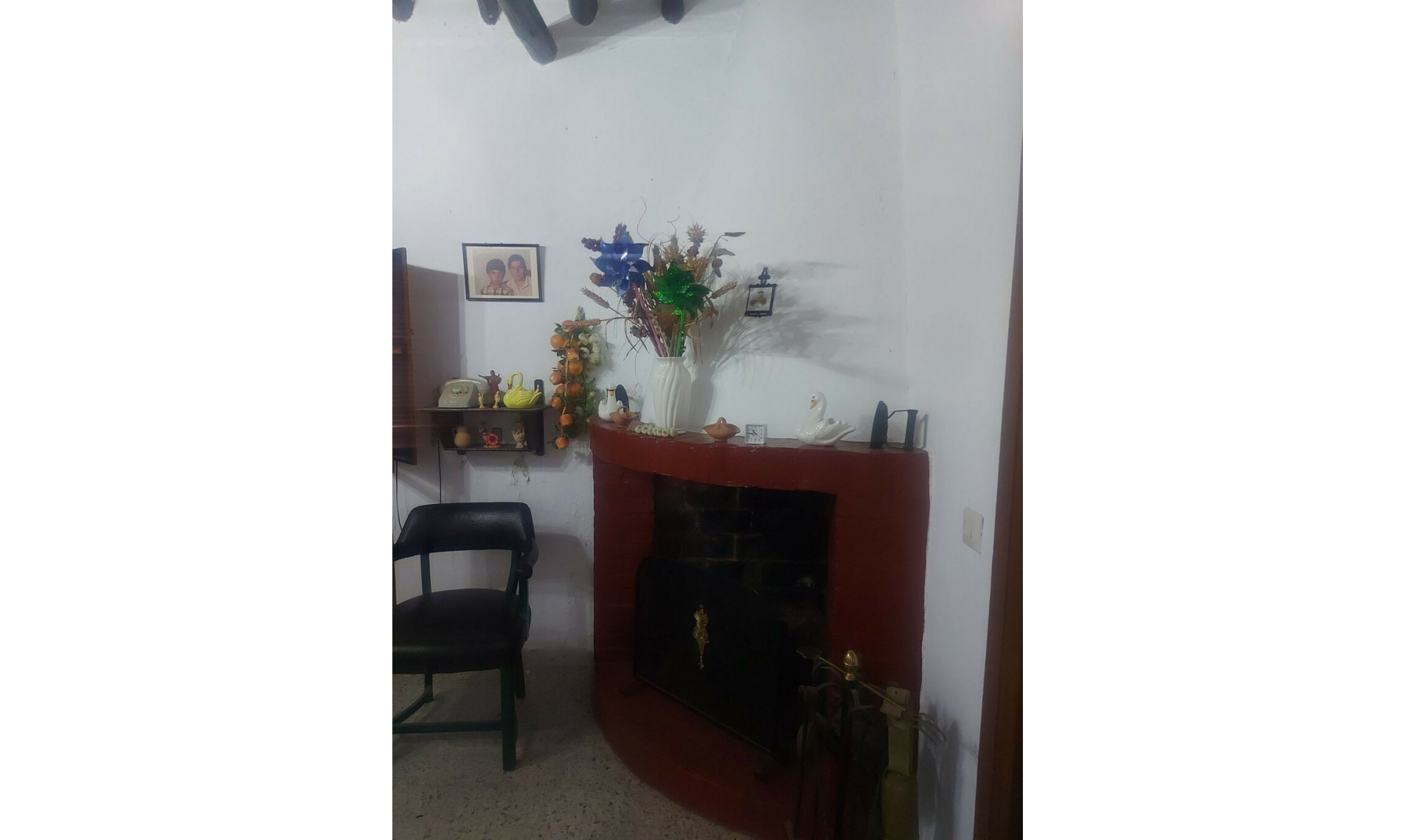 Resale - House -
San Enrique