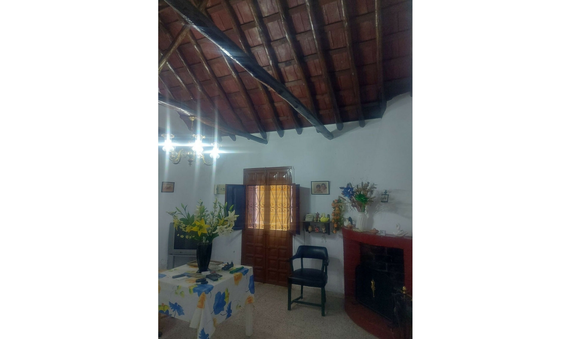 Resale - House -
San Enrique