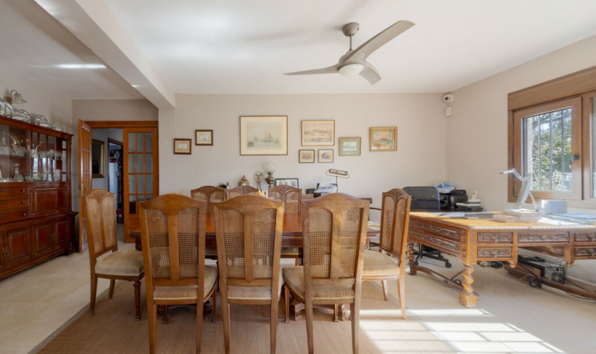 Resale - House -
San Enrique