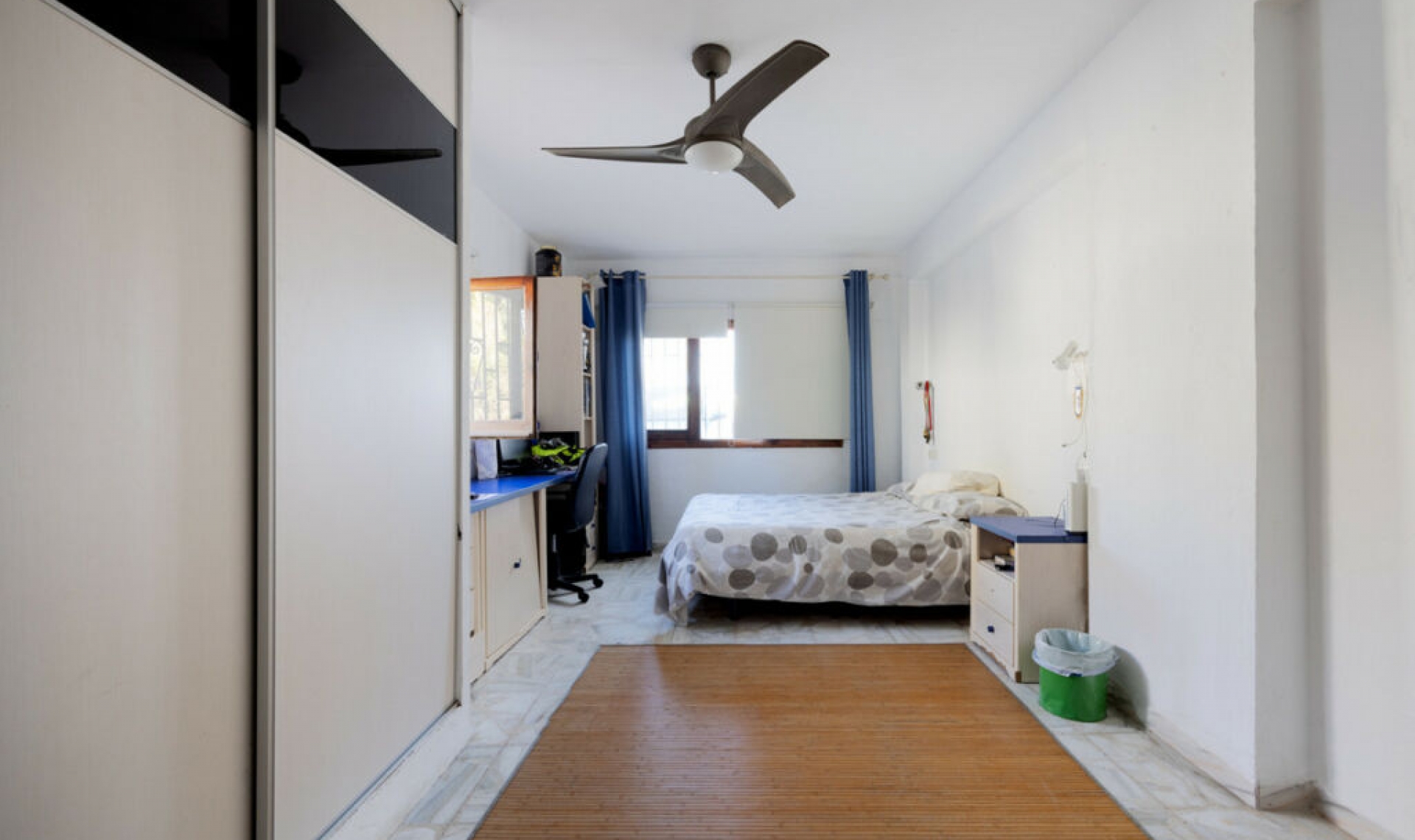 Resale - House -
San Enrique