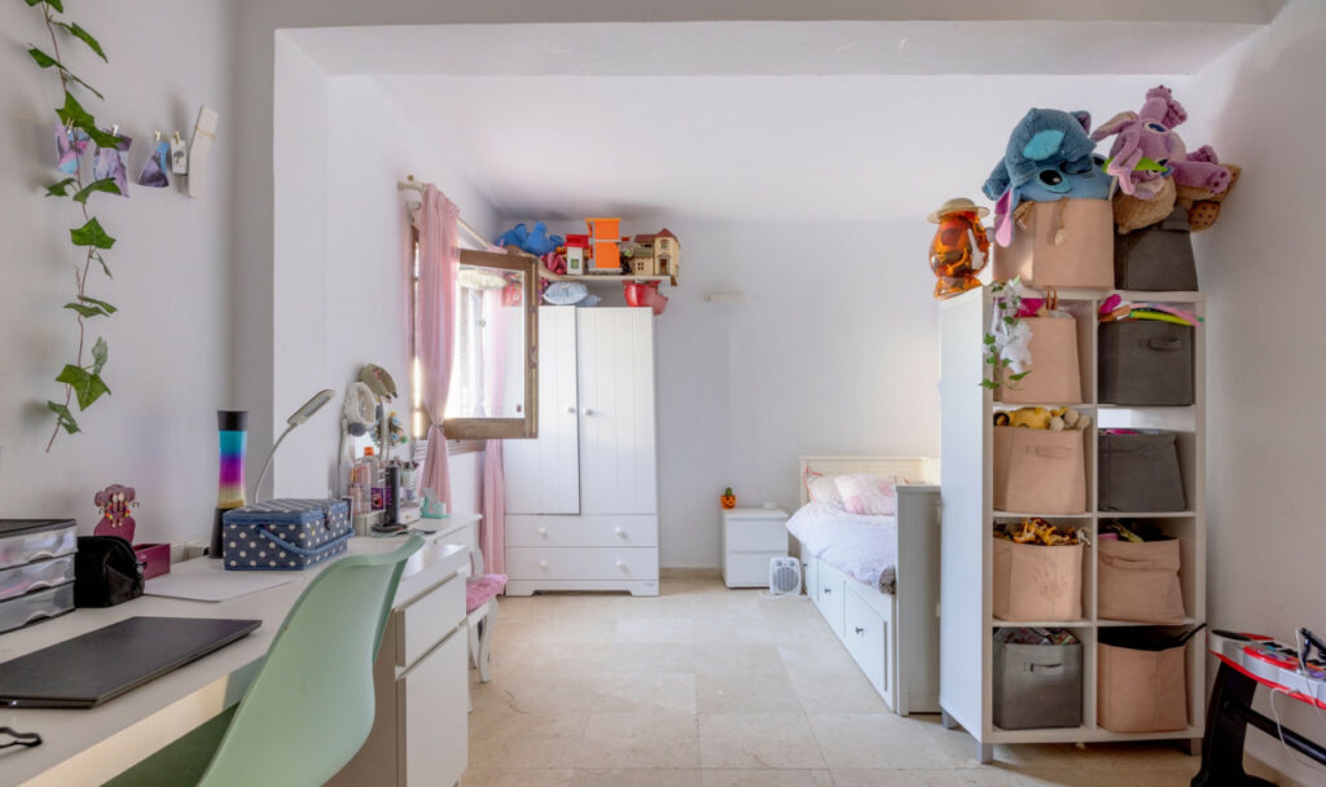 Resale - House -
San Enrique