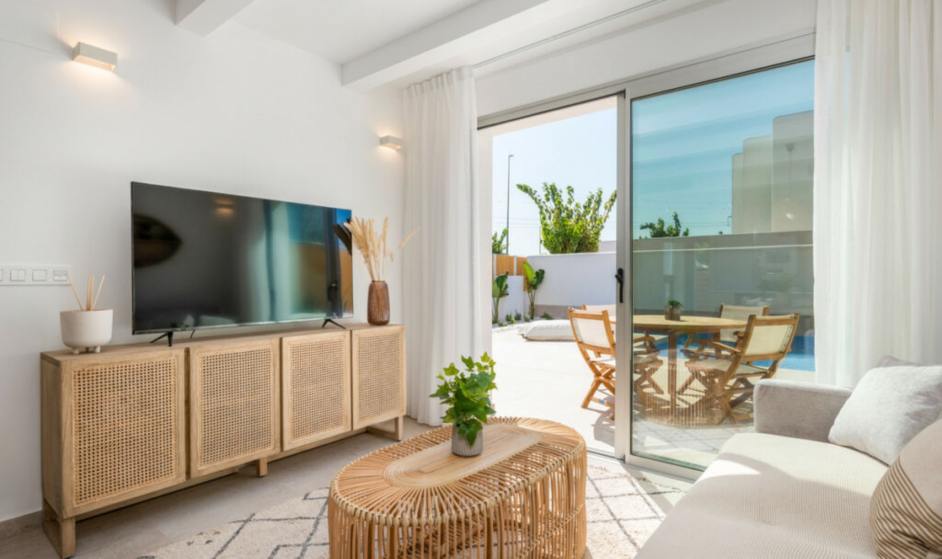 Resale - House -
San Fulgencio