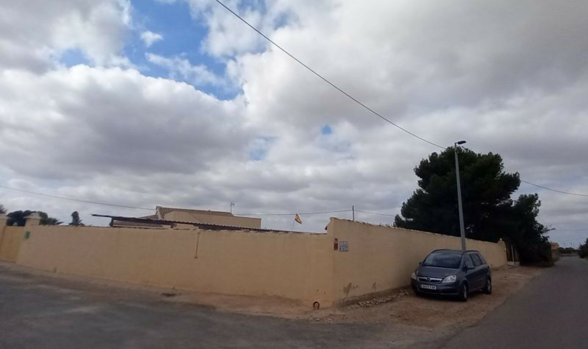 Resale - House -
San Javier
