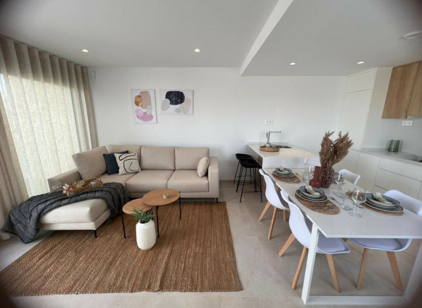 Resale - House -
San Javier