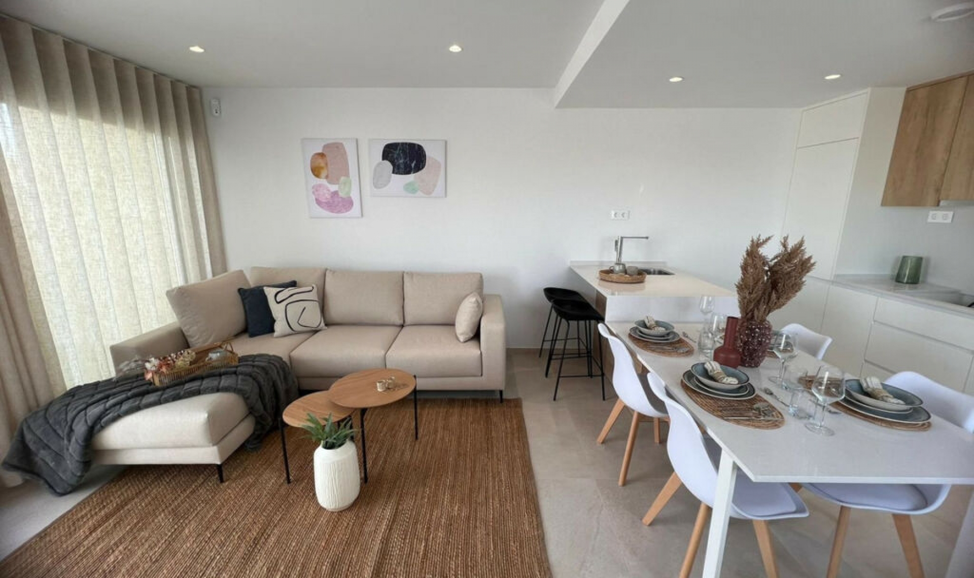 Resale - House -
San Javier