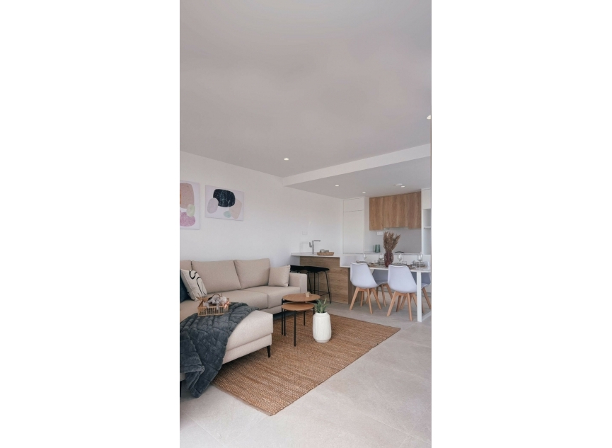 Resale - House -
San Javier