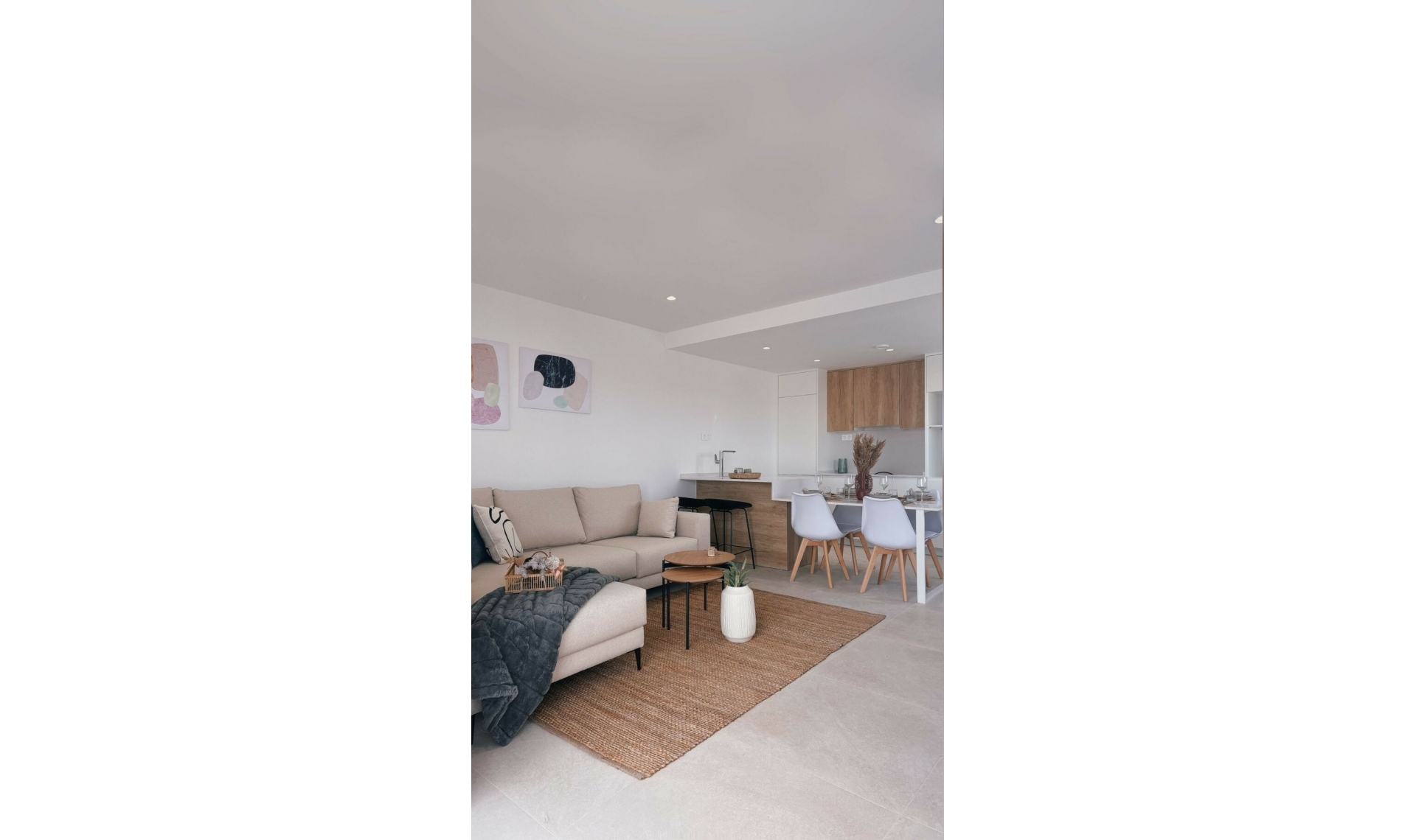 Resale - House -
San Javier