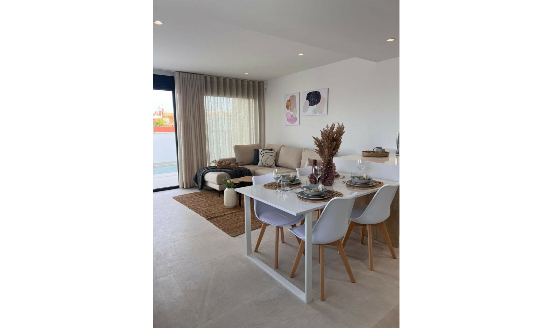 Resale - House -
San Javier