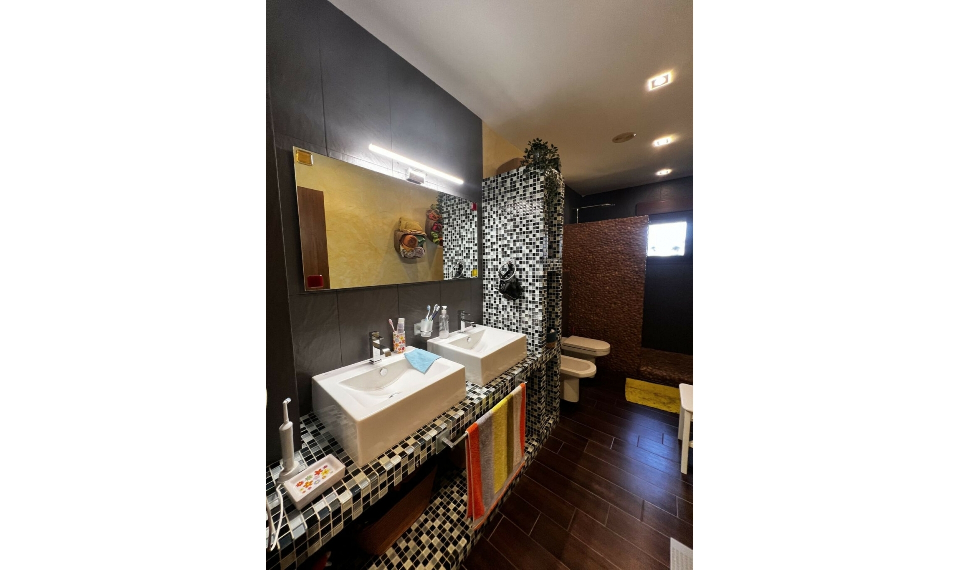 Resale - House -
San Javier
