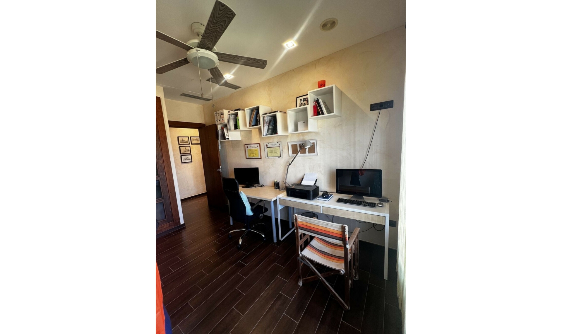 Resale - House -
San Javier