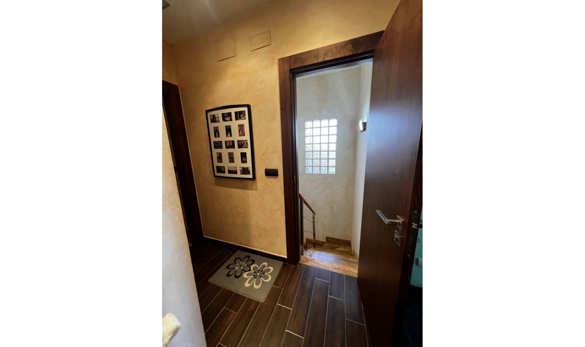 Resale - House -
San Javier