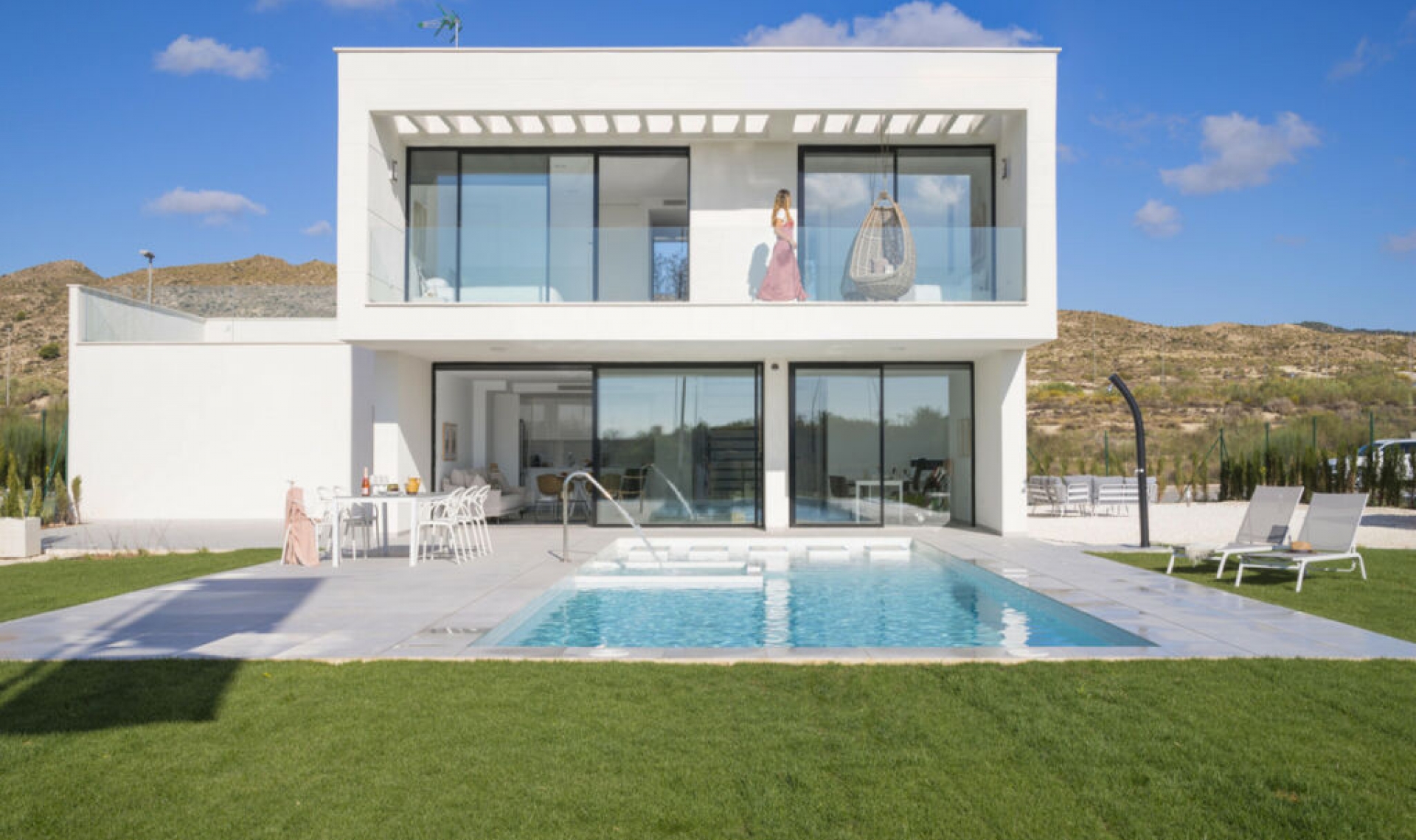 Resale - House -
San Javier