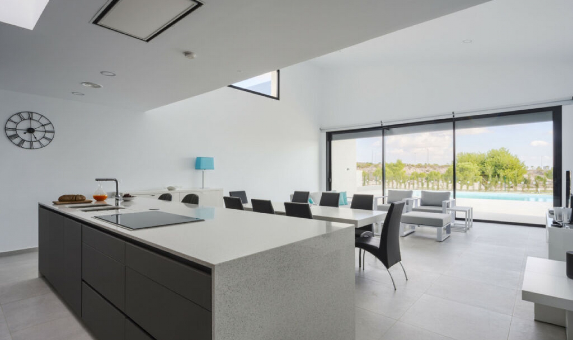 Resale - House -
San Javier