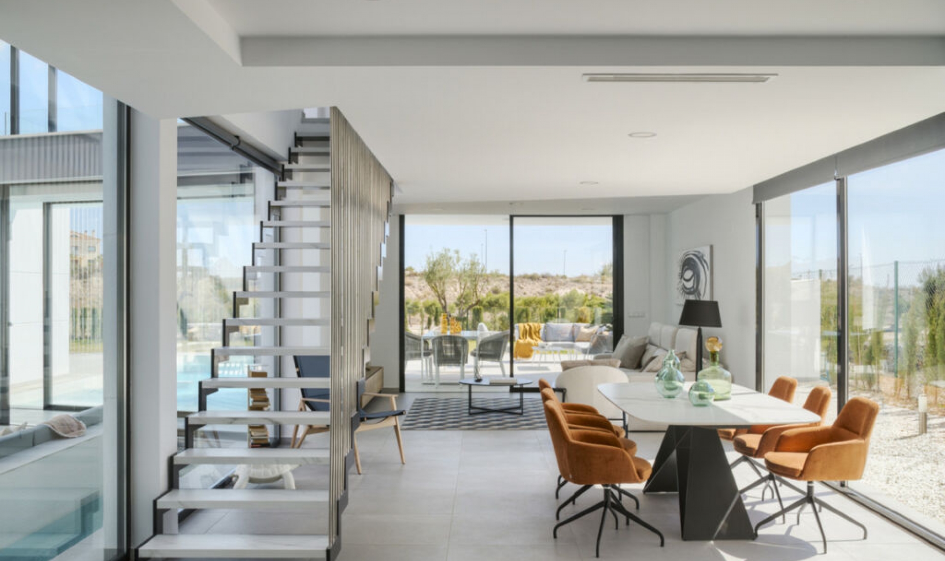 Resale - House -
San Javier