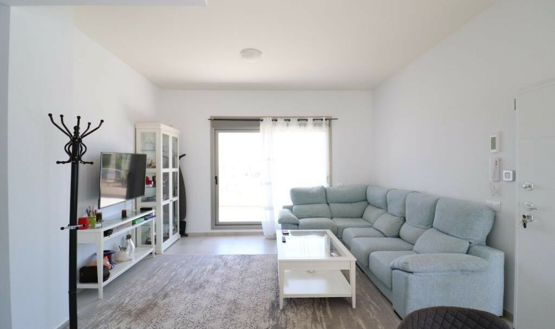 Resale - House -
San Miguel de Salinas