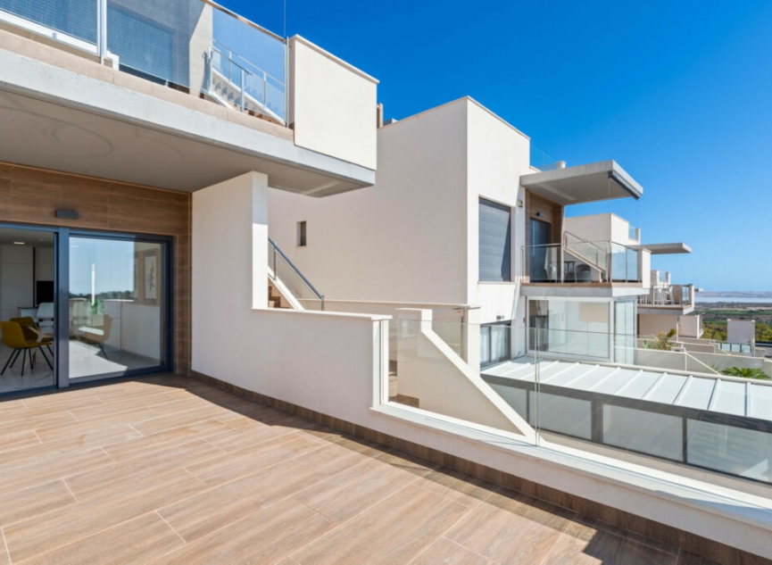Resale - House -
San Miguel de Salinas