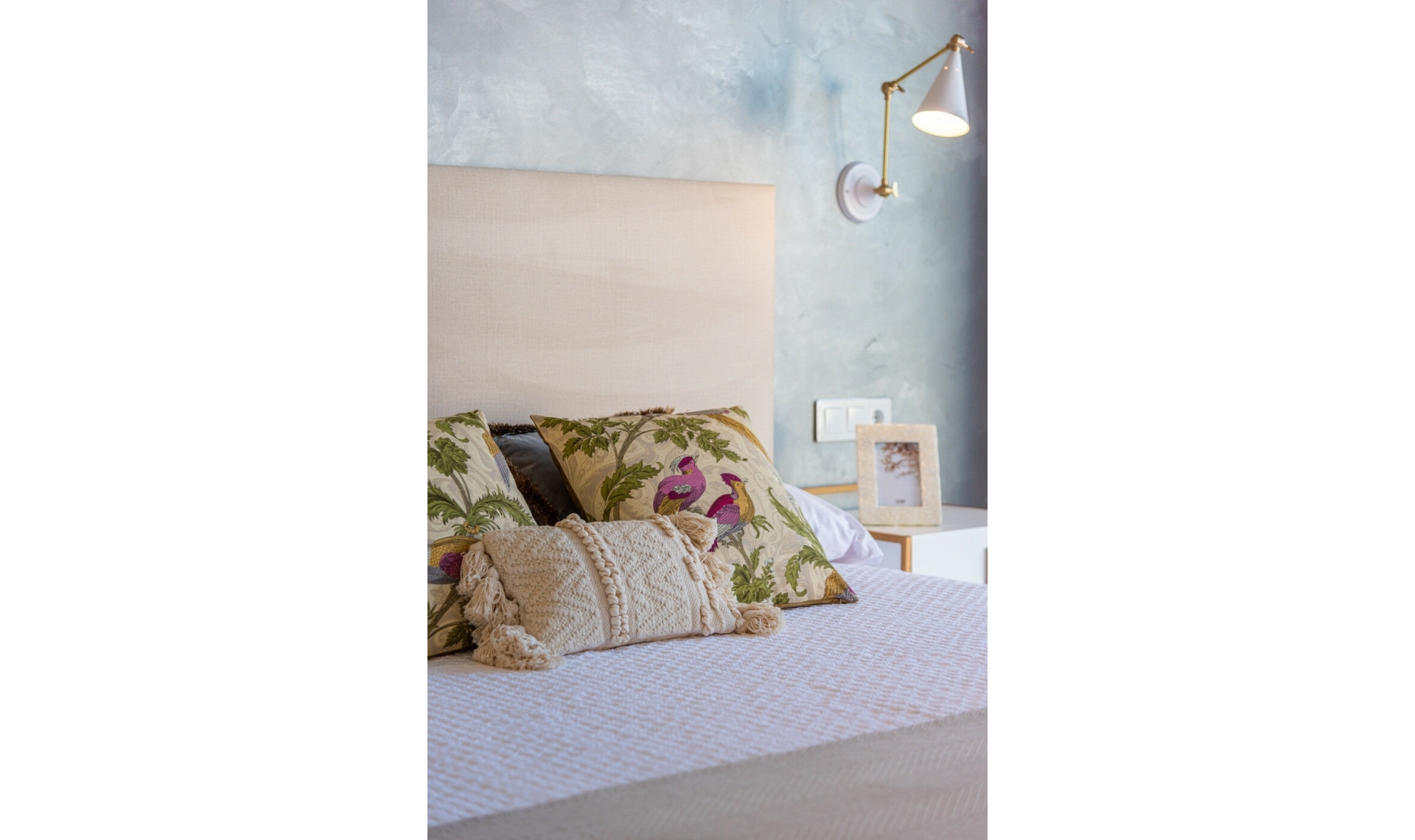 Resale - House -
San Miguel de Salinas