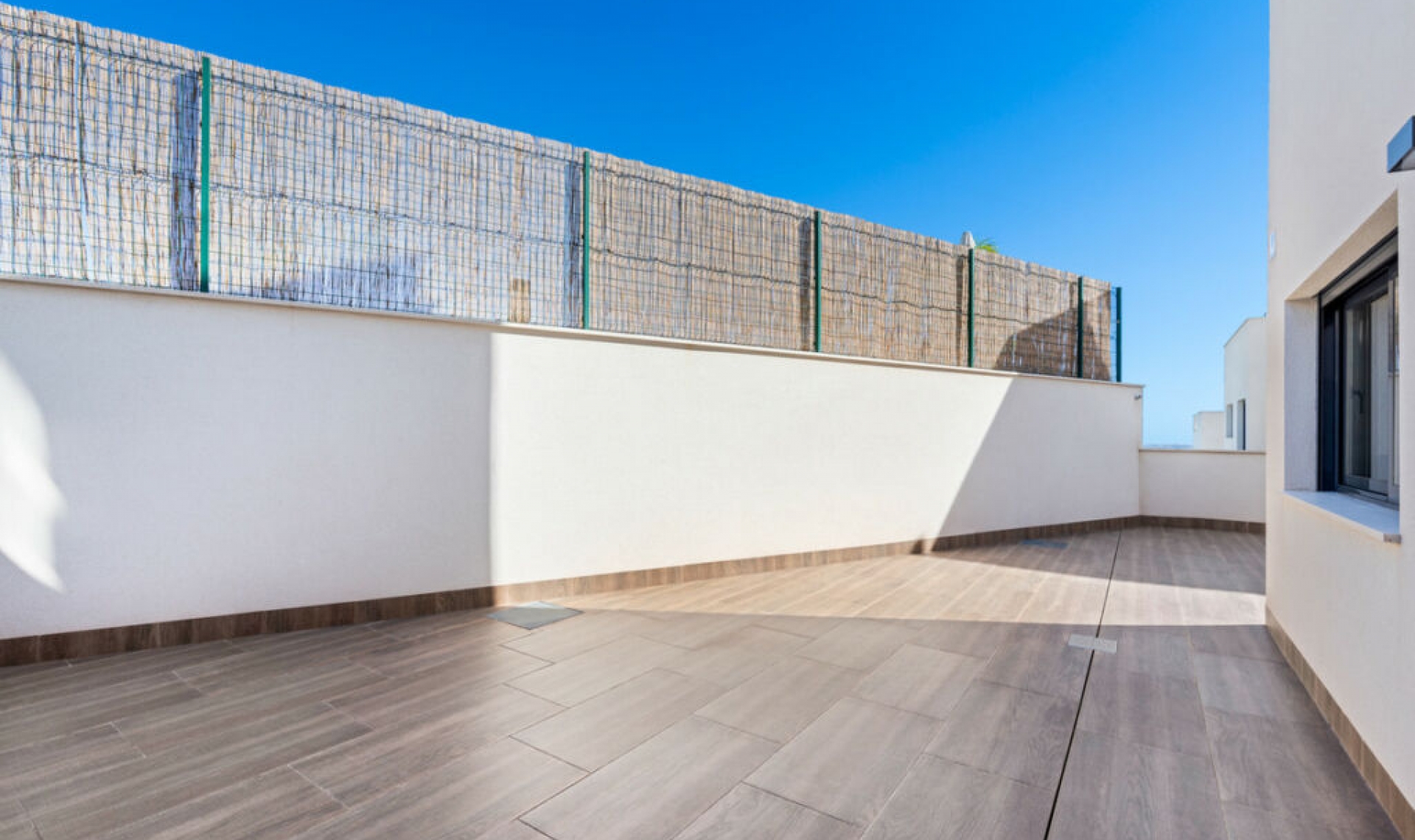 Resale - House -
San Miguel de Salinas