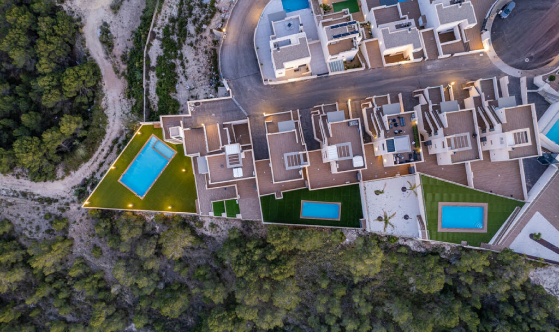 Resale - House -
San Miguel de Salinas