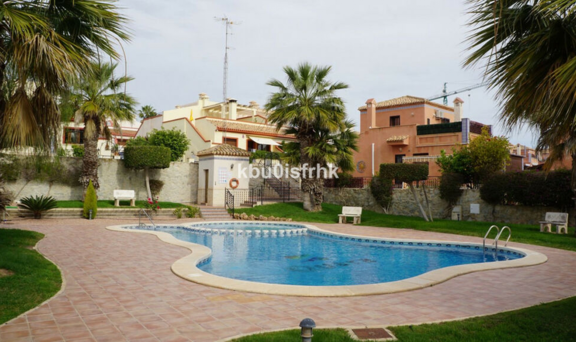 Resale - House -
San Miguel de Salinas