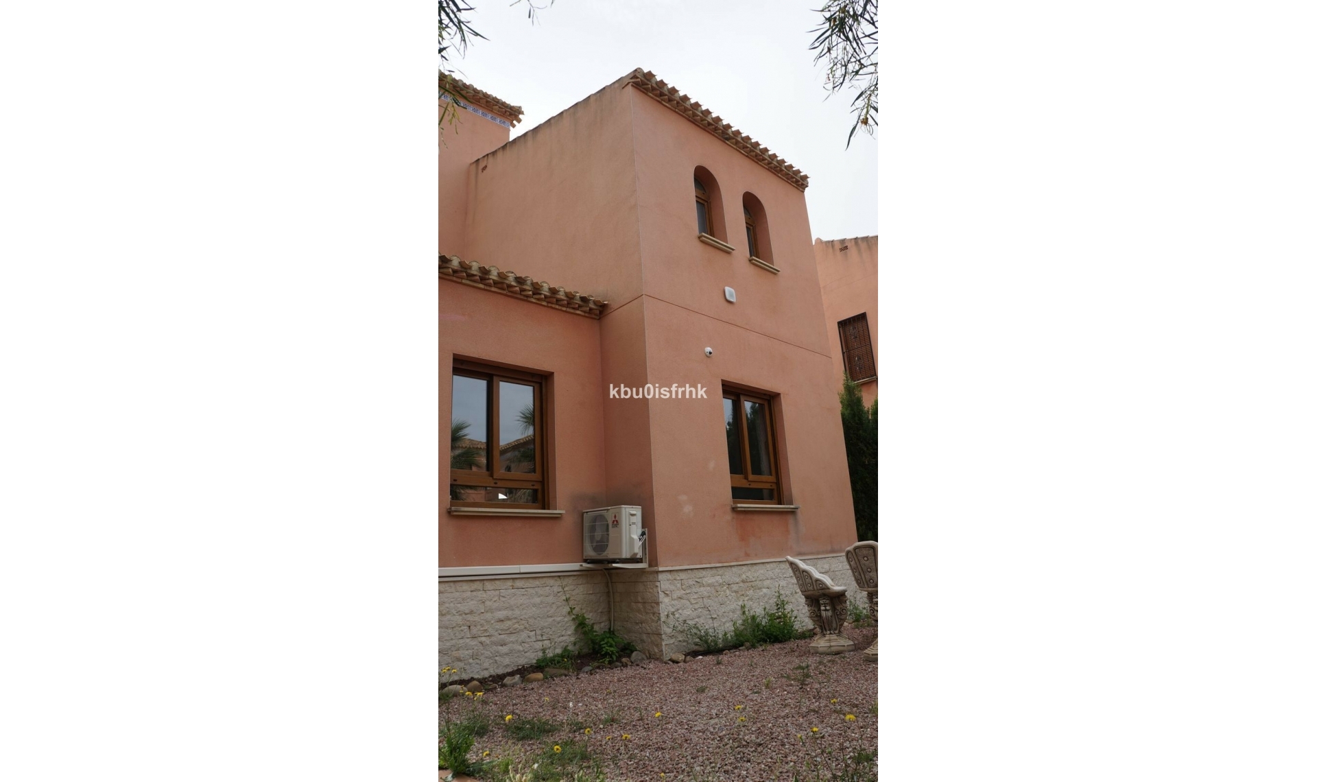 Resale - House -
San Miguel de Salinas