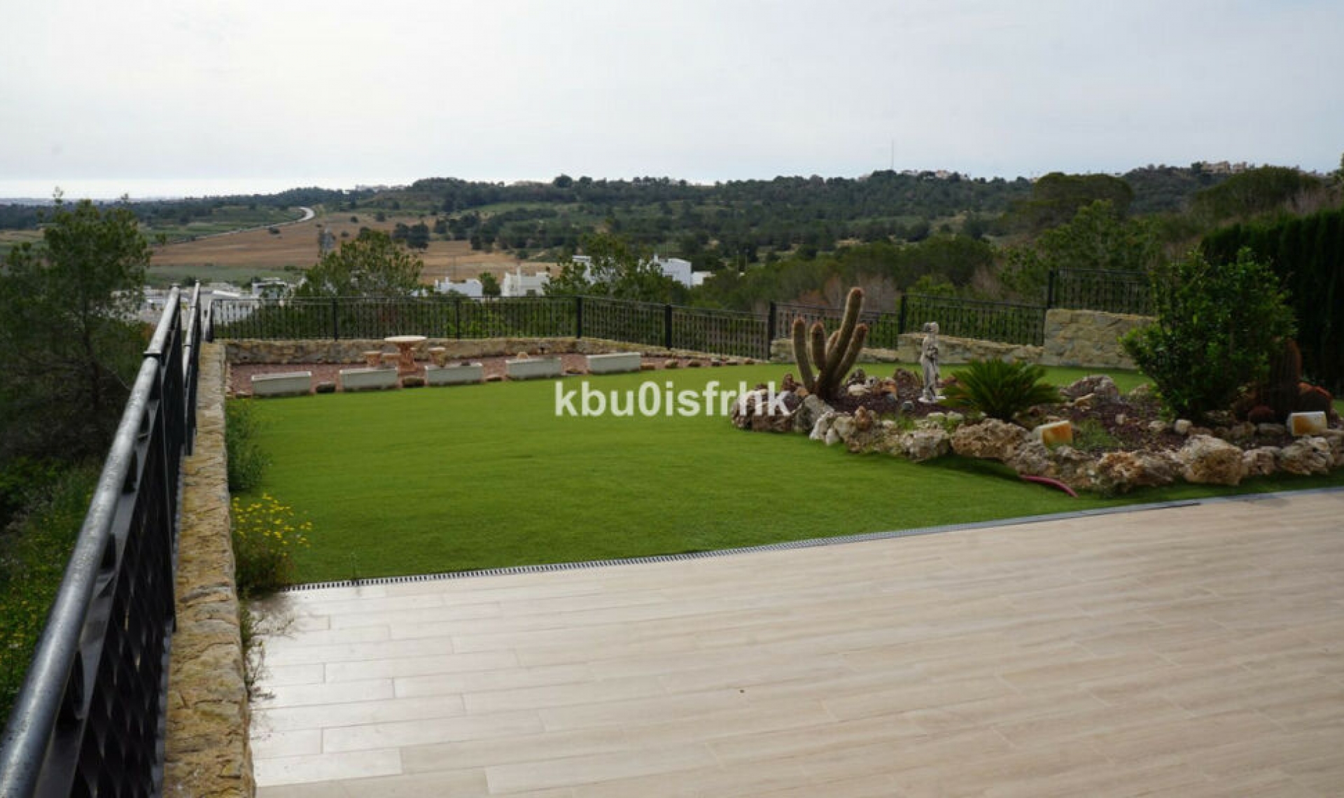 Resale - House -
San Miguel de Salinas