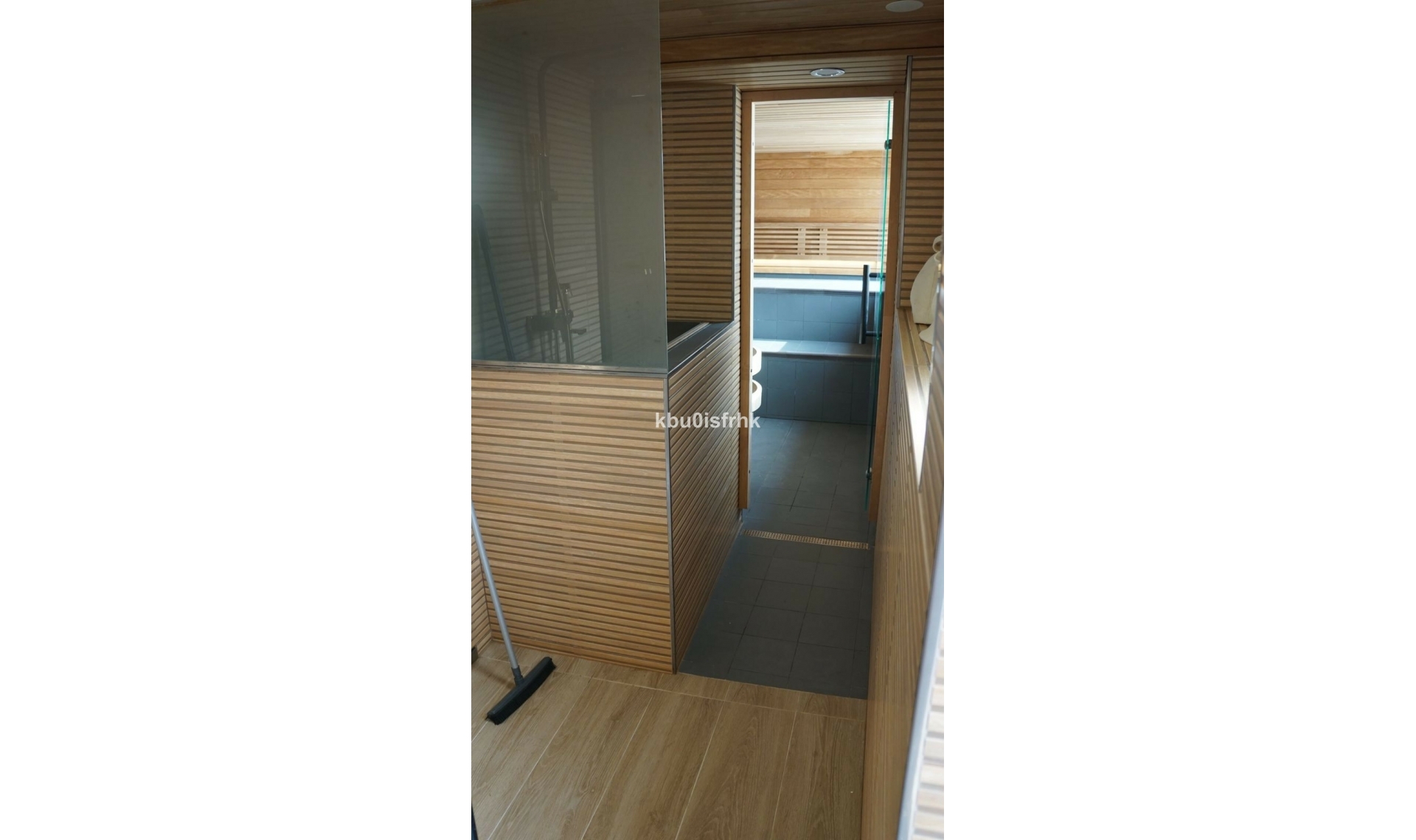 Resale - House -
San Miguel de Salinas