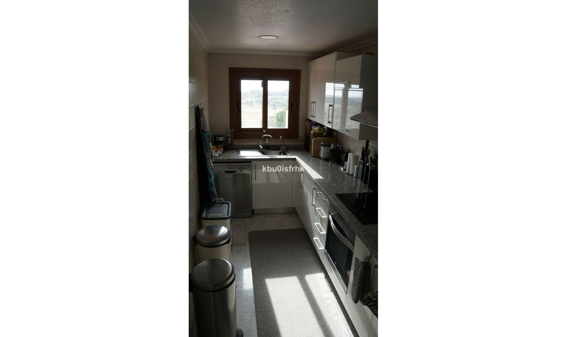 Resale - House -
San Miguel de Salinas