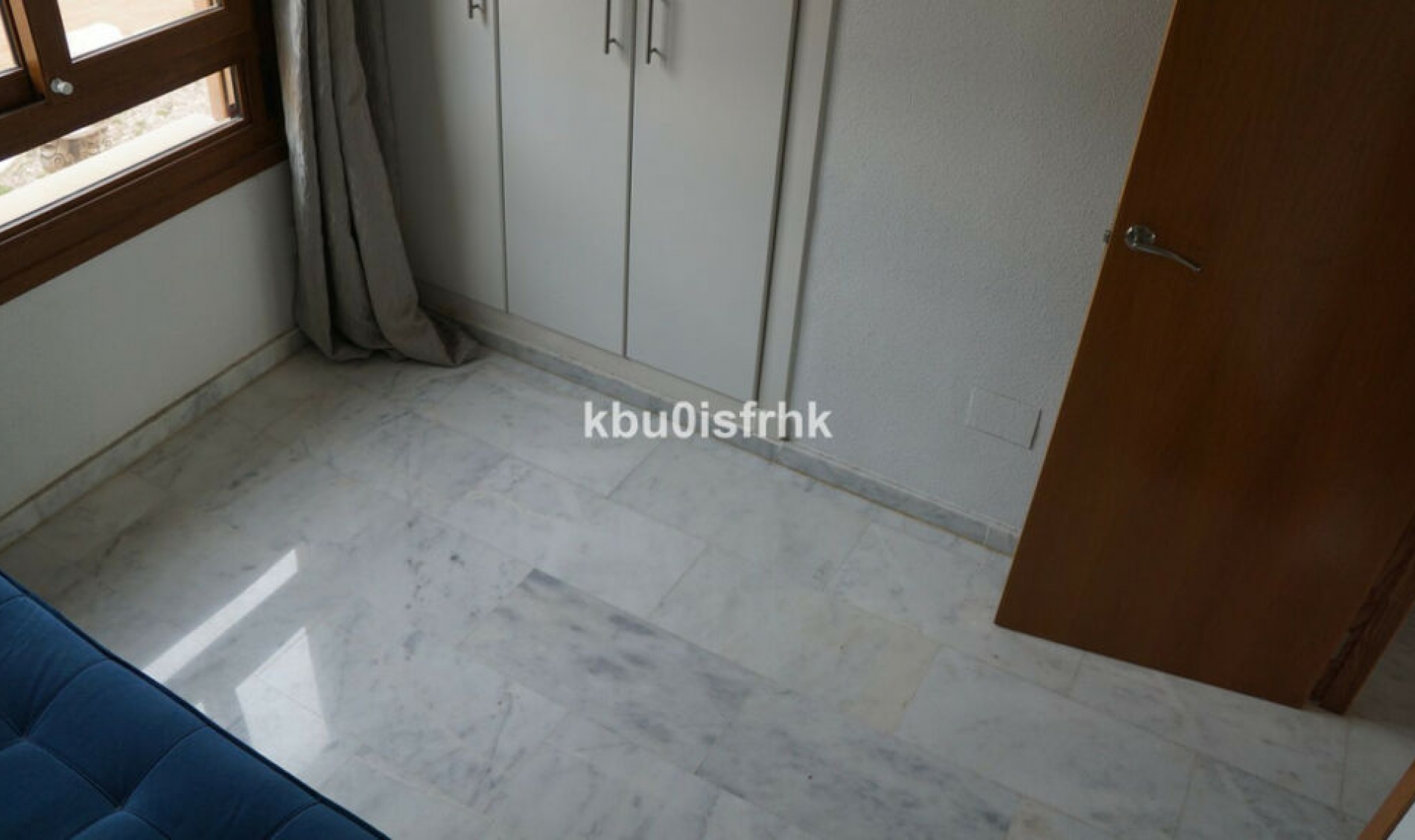 Resale - House -
San Miguel de Salinas