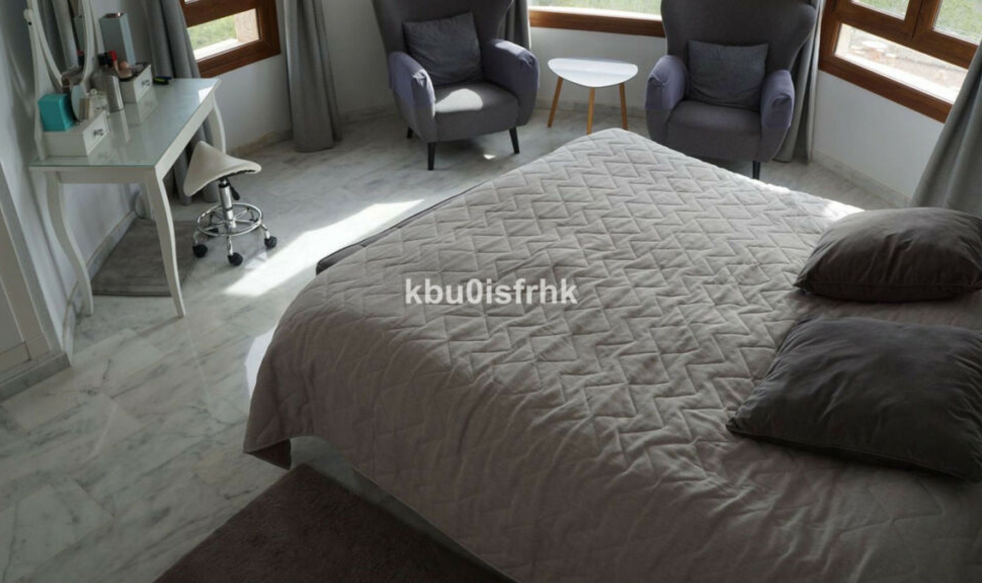 Resale - House -
San Miguel de Salinas