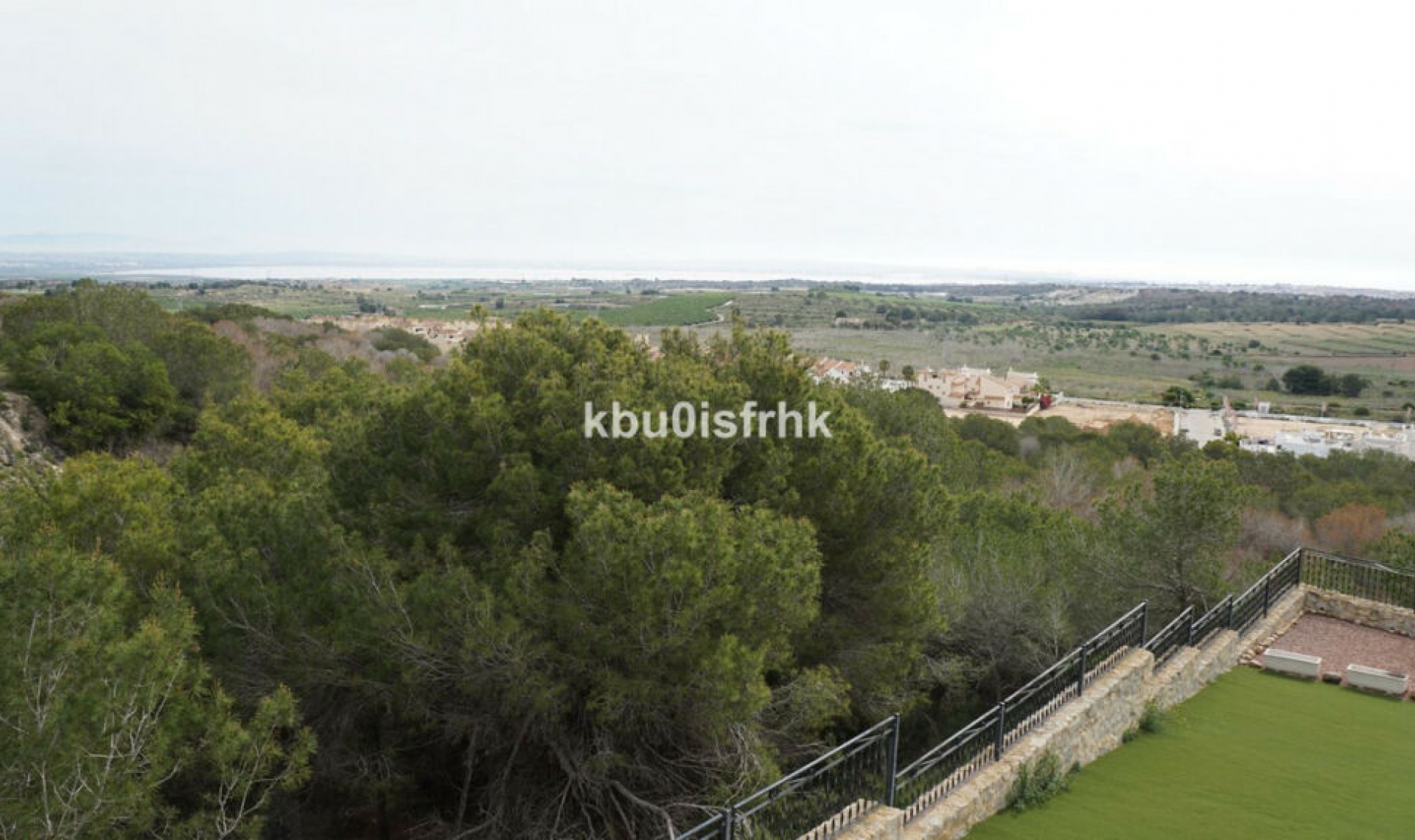 Resale - House -
San Miguel de Salinas