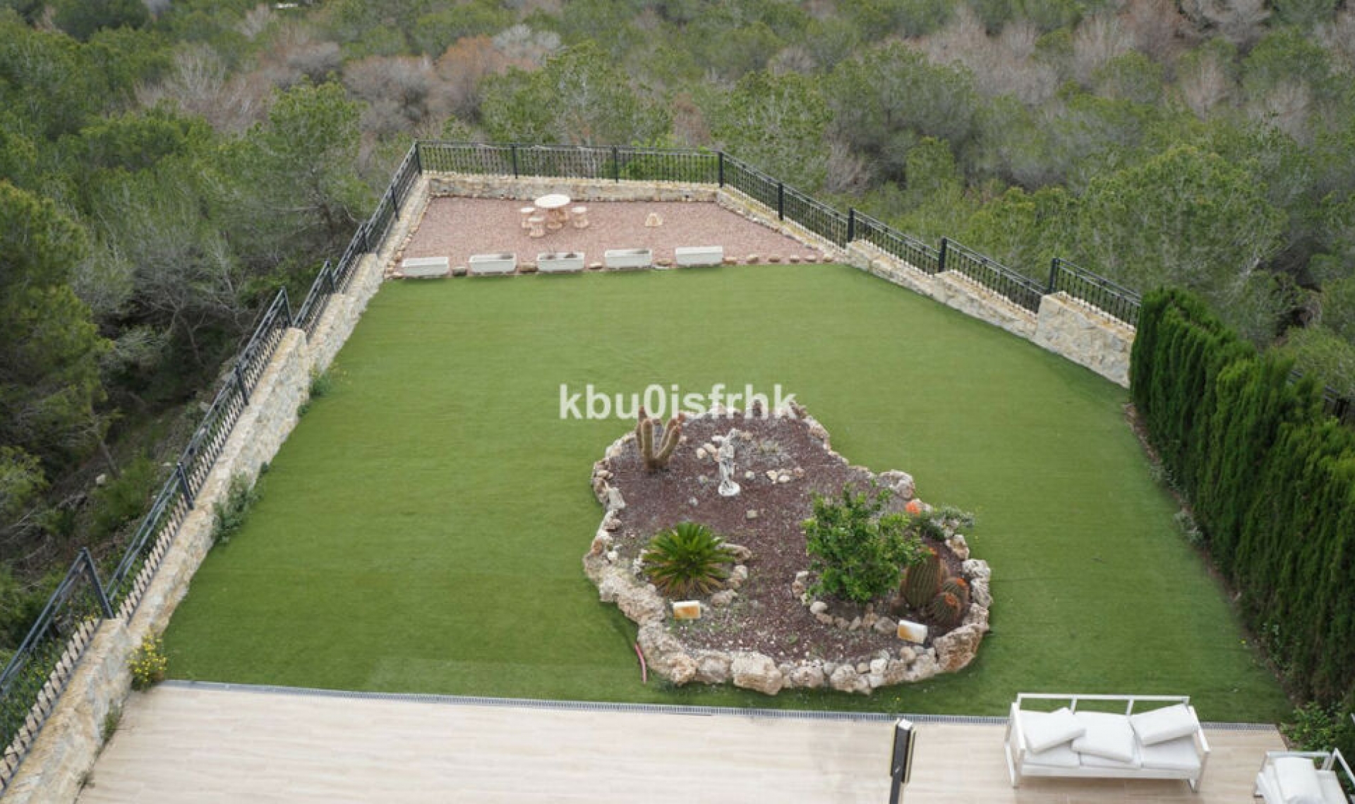 Resale - House -
San Miguel de Salinas