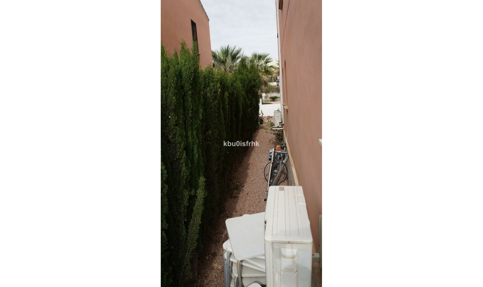 Resale - House -
San Miguel de Salinas