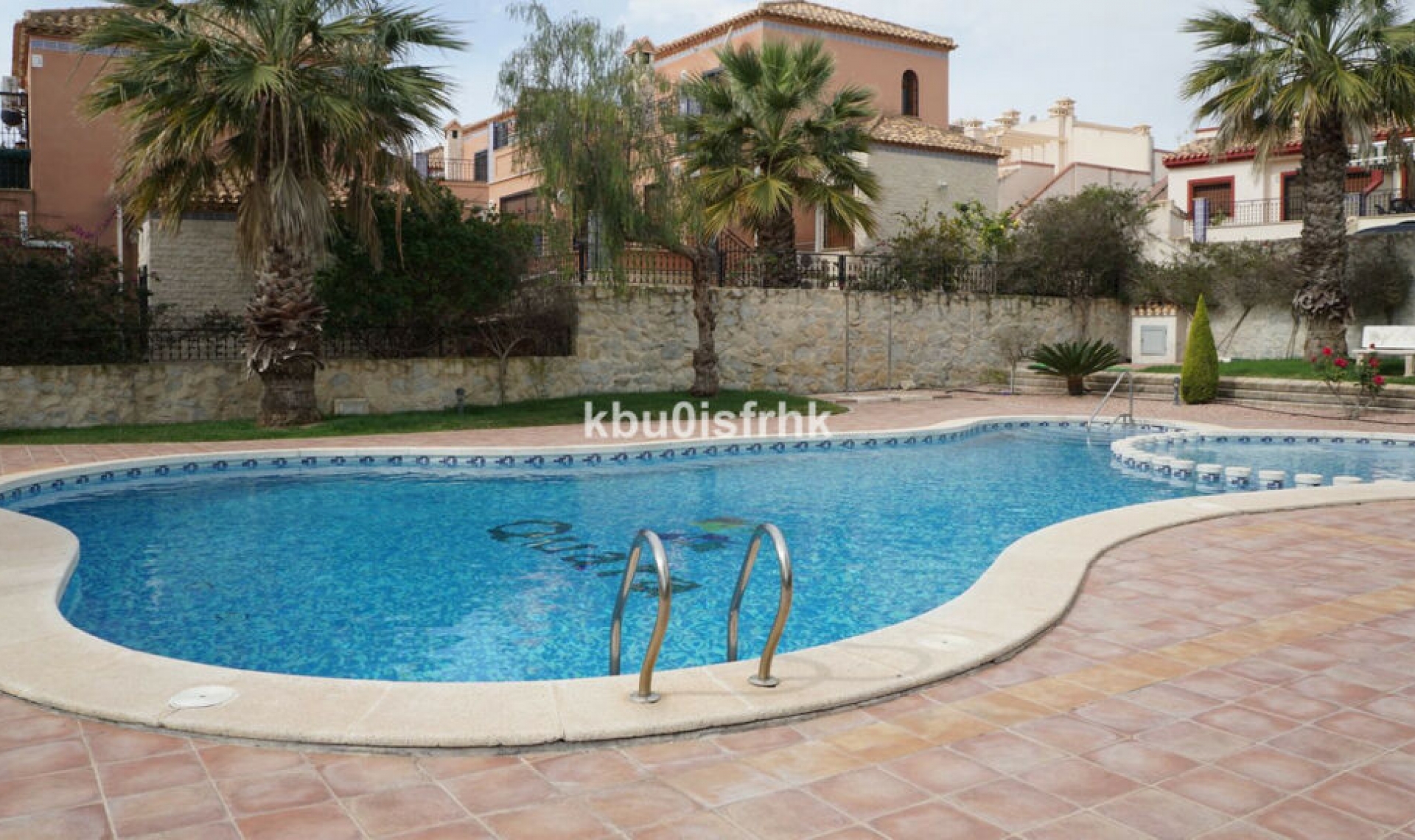 Resale - House -
San Miguel de Salinas