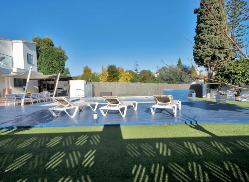 Resale - House -
San Pedro de Alcántara