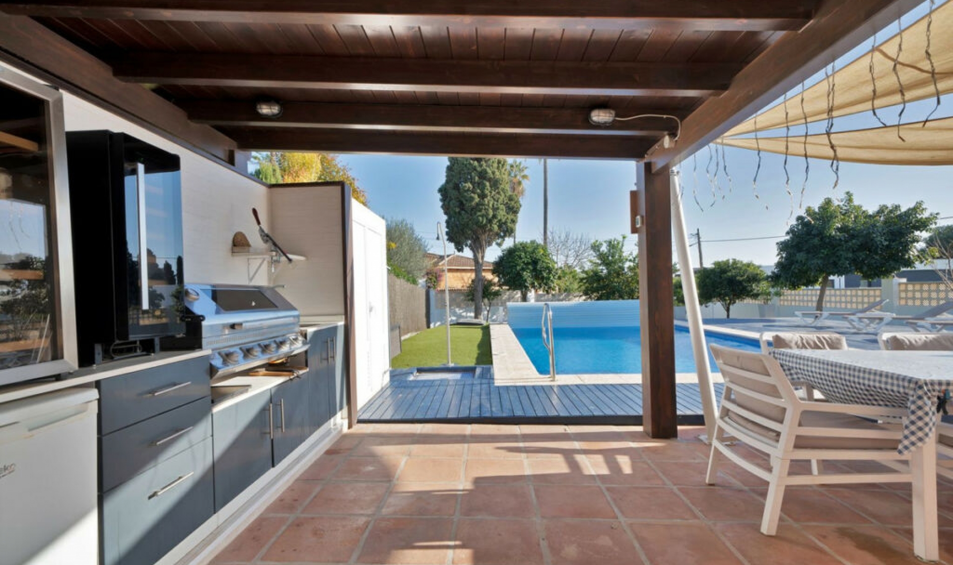 Resale - House -
San Pedro de Alcántara