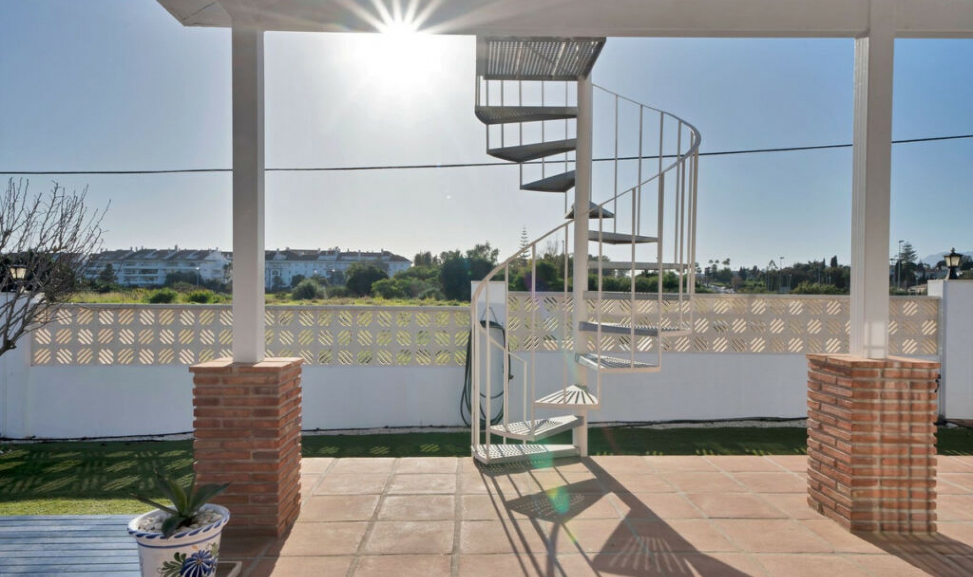 Resale - House -
San Pedro de Alcántara
