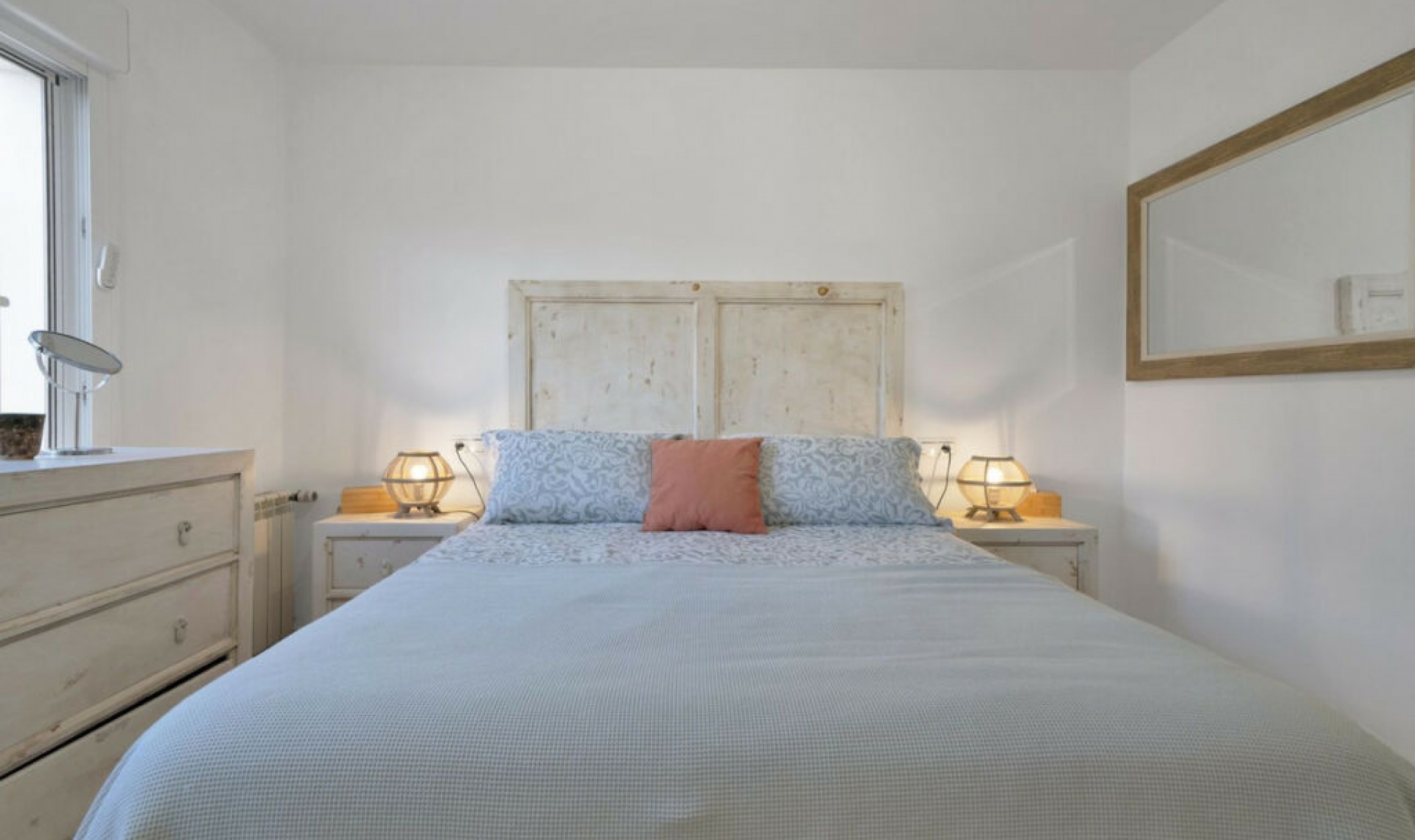 Resale - House -
San Pedro de Alcántara